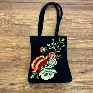 Vintage Wool-like Floral Embroidered Handbag